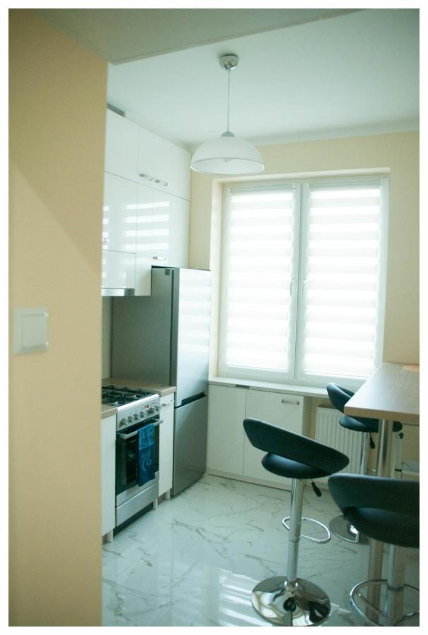 Color 24 Apartament III Stalowa Wola Exterior foto